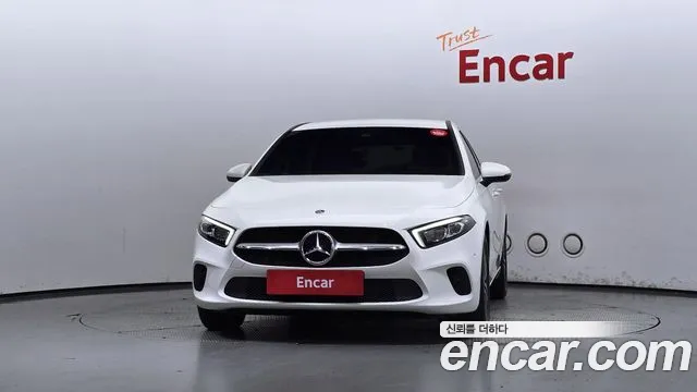 Mercedes-Benz A-Class 2023 — фото 3