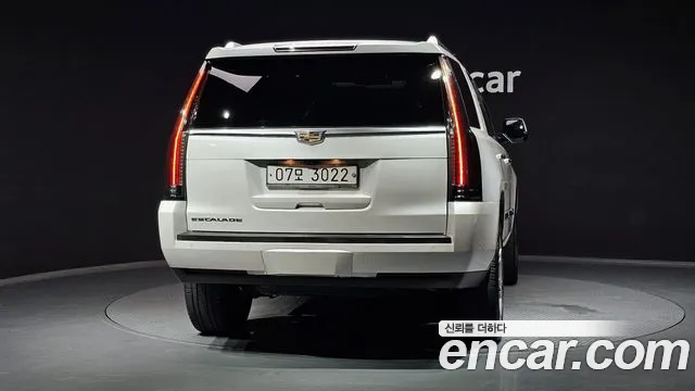Cadillac Escalade 2018 — фото 4