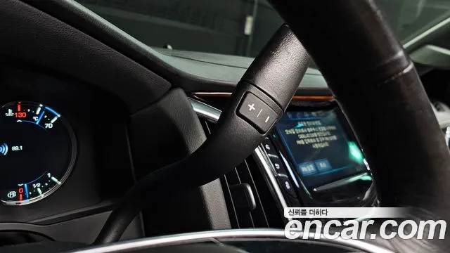 Cadillac Escalade 2018 — фото 9