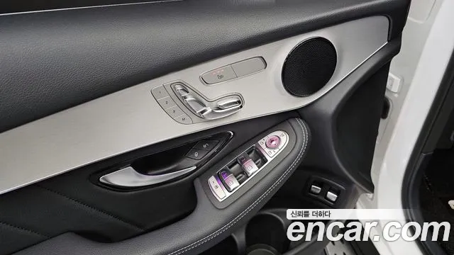 Mercedes-Benz GLC-Class 2020 — фото 18