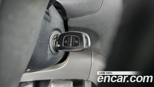 Hyundai Starex 2019 — фото 18