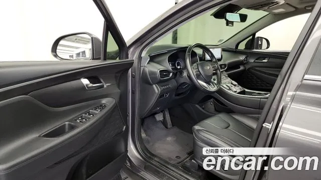 Hyundai Santafe 2022 — фото 10