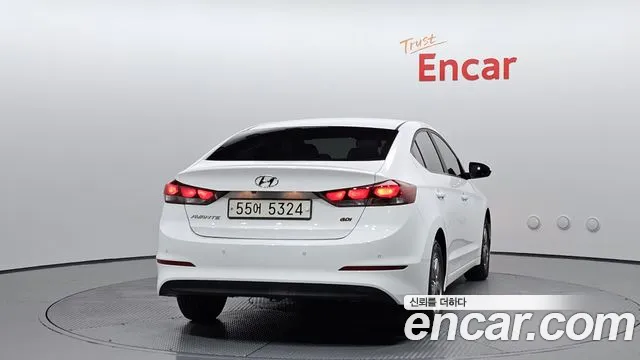 Hyundai AVANTE 2017 — фото 4