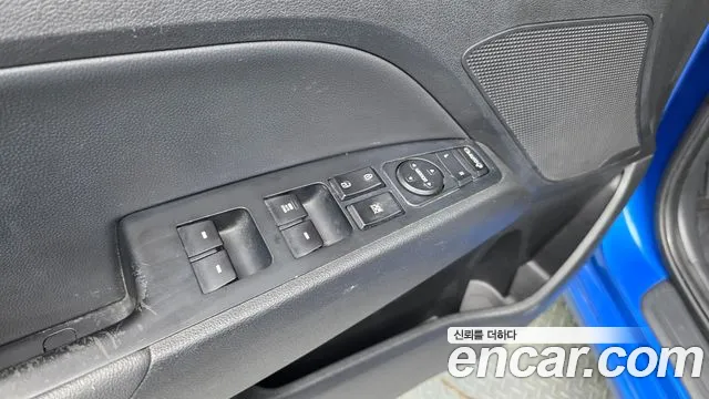 Hyundai AVANTE 2016 — фото 12