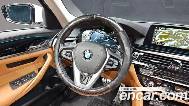 BMW 5-Series 2018 — фото 13