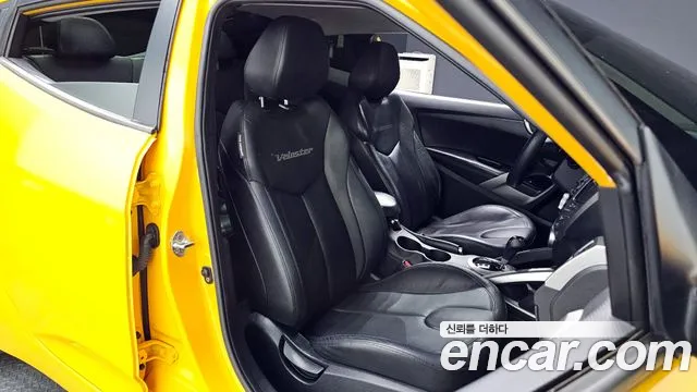 Hyundai Veloster 2012 — фото 10
