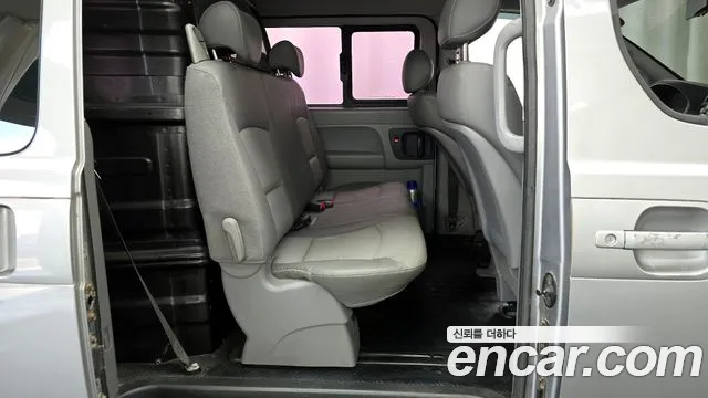 Hyundai Starex 2012 — фото 12