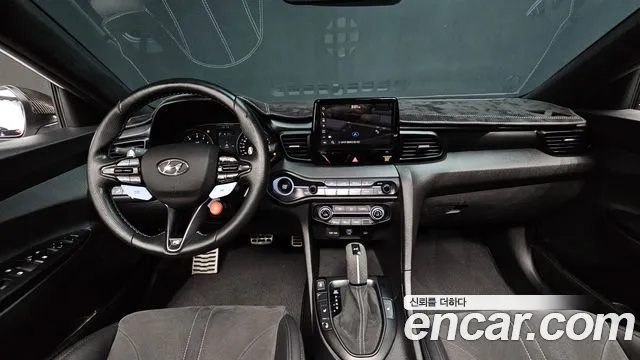 Hyundai Veloster 2021 — фото 7