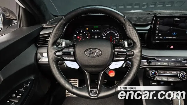 Hyundai Veloster 2021 — фото 13