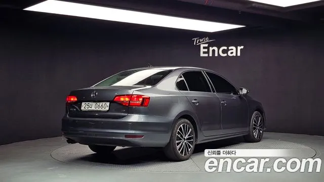 Volkswagen Jetta 2015 — фото 2