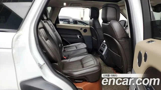 Land Rover Range Rover Sport 2018 — фото 11