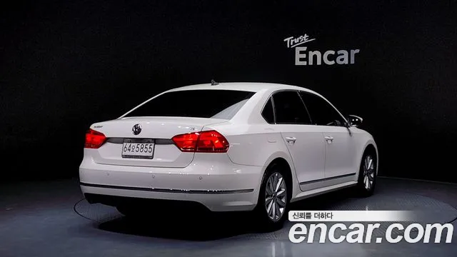 Volkswagen Passat 2015 — фото 2