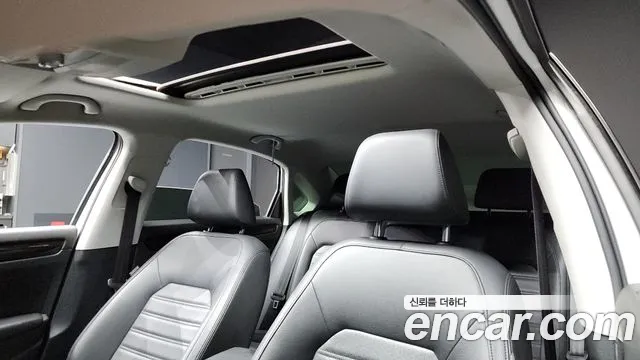Volkswagen Passat 2015 — фото 19