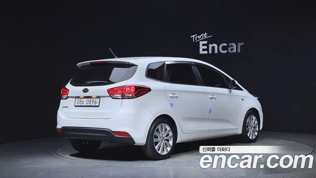 Kia Carens 2016 — фото 2