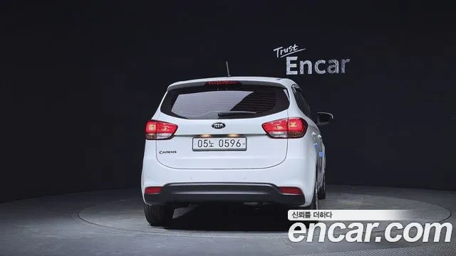 Kia Carens 2016 — фото 4
