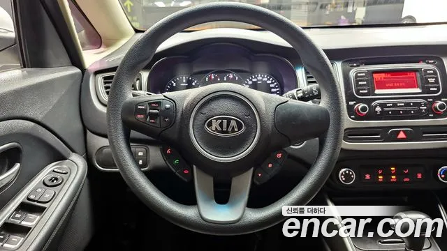 Kia Carens 2016 — фото 13