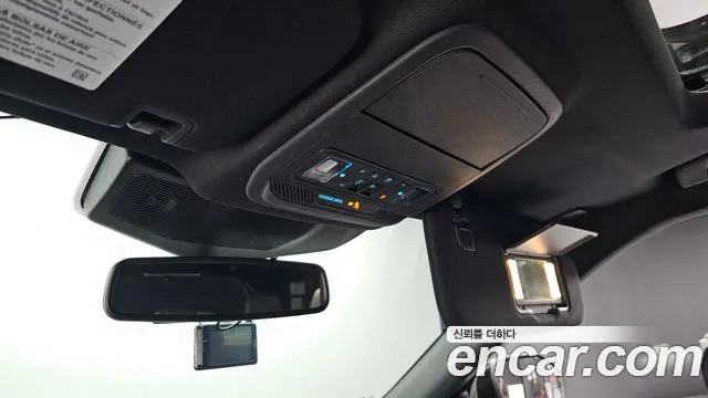 Ford Explorer 2020 — фото 17