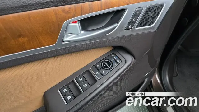 Hyundai Genesis 2016 — фото 13