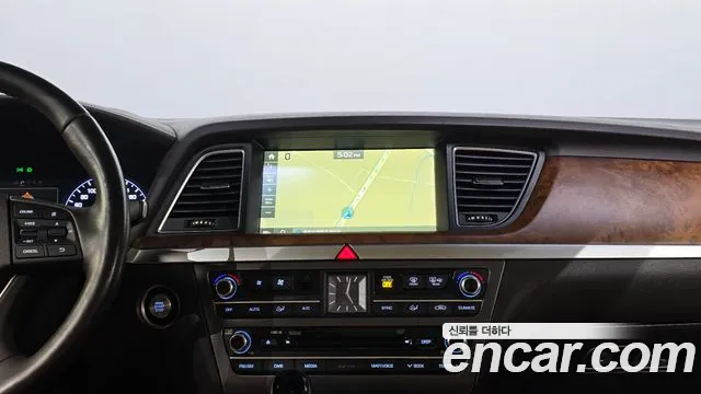 Hyundai Genesis 2016 — фото 16