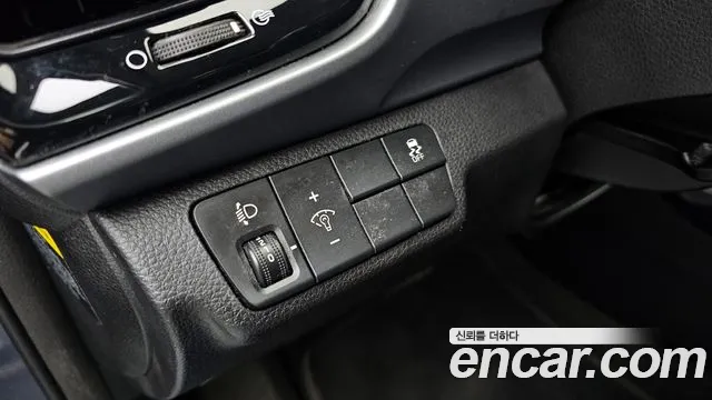 Kia Stonic 2018 — фото 14