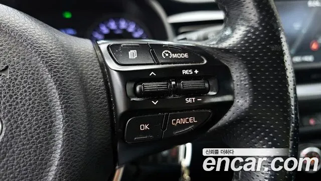 Kia Stonic 2018 — фото 18