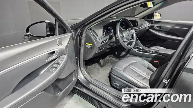 Hyundai Sonata 2020 — фото 10