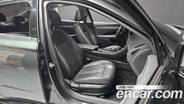 Hyundai Sonata 2020 — фото 11