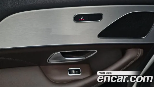 Mercedes-Benz GLE-Class 2019 — фото 18