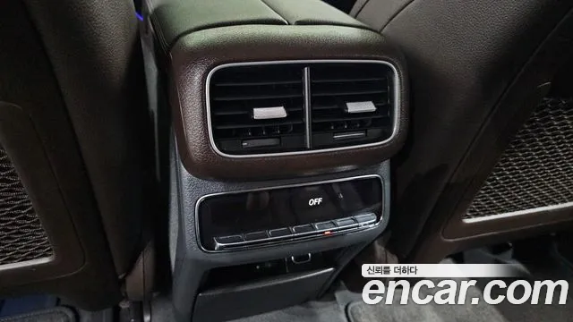 Mercedes-Benz GLE-Class 2019 — фото 19