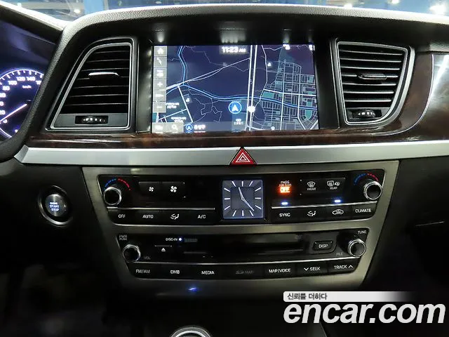 Hyundai Genesis 2016 — фото 10