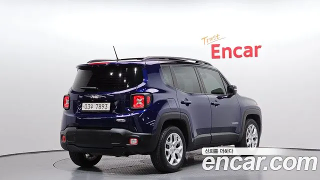 Jeep Renegade 2017 — фото 2