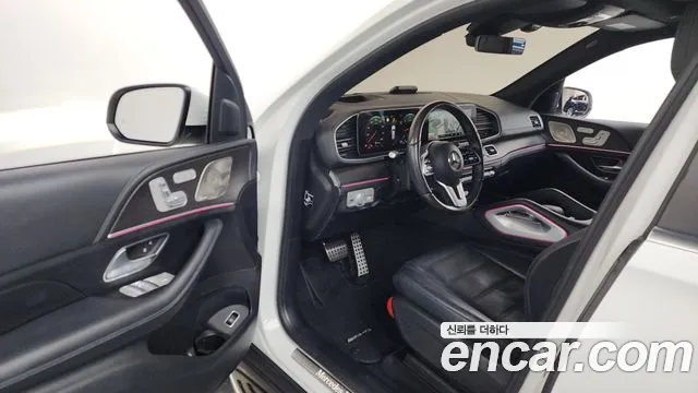 Mercedes-Benz GLS-Class 2022 — фото 10