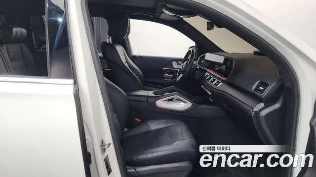Mercedes-Benz GLS-Class 2022 — фото 11