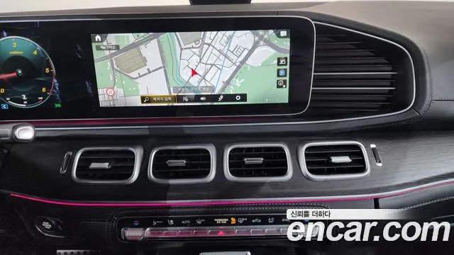 Mercedes-Benz GLS-Class 2022 — фото 14