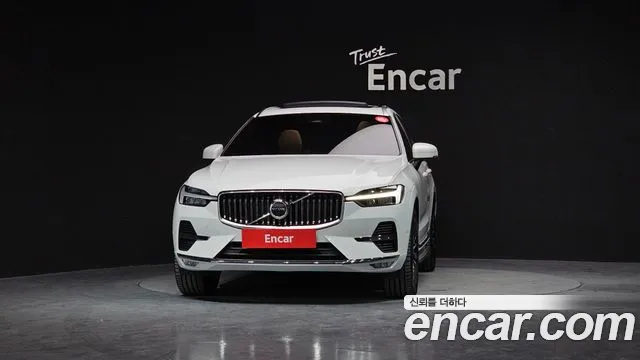 Volvo XC60 2023 — фото 3