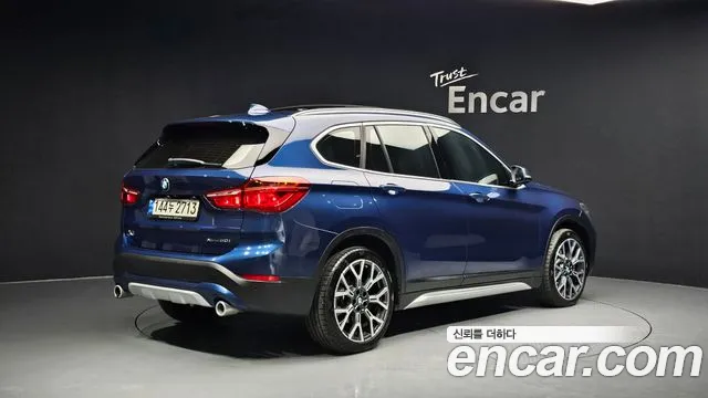 BMW X1 2022 — фото 2