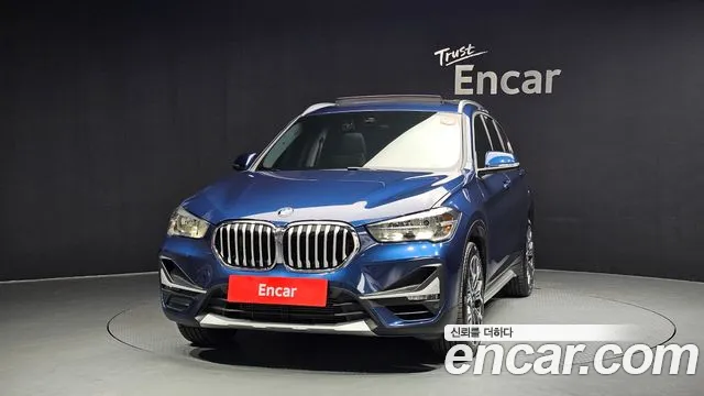 BMW X1 2022 — фото 3