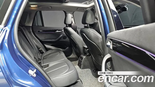 BMW X1 2022 — фото 11