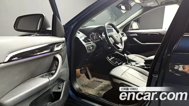 BMW X1 2022 — фото 12