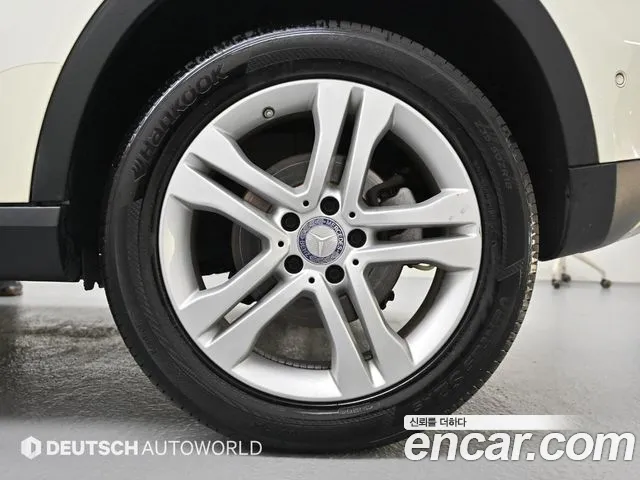 Mercedes-Benz GLA-Class 2017 — фото 5