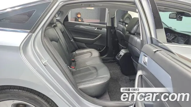 Hyundai Sonata 2016 — фото 12
