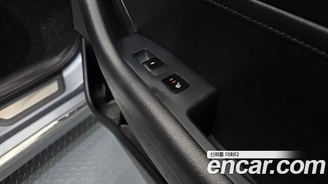 Hyundai Sonata 2016 — фото 18