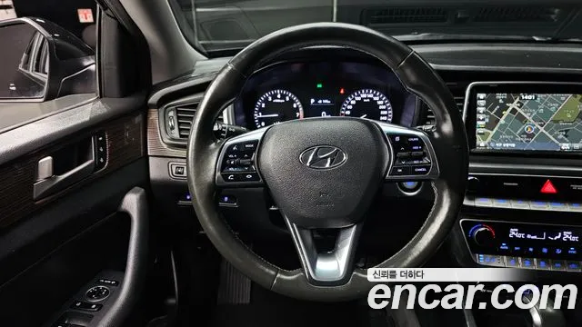 Hyundai Sonata 2018 — фото 13