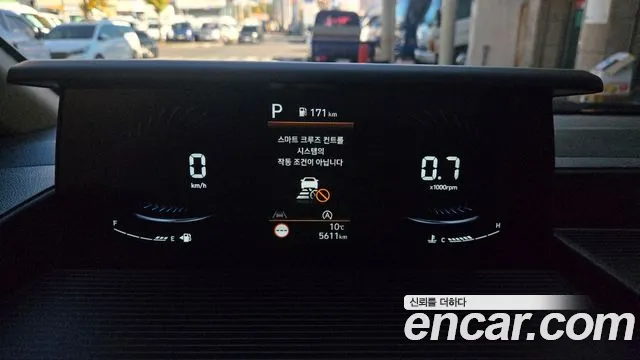 Hyundai Staria 2025 — фото 20