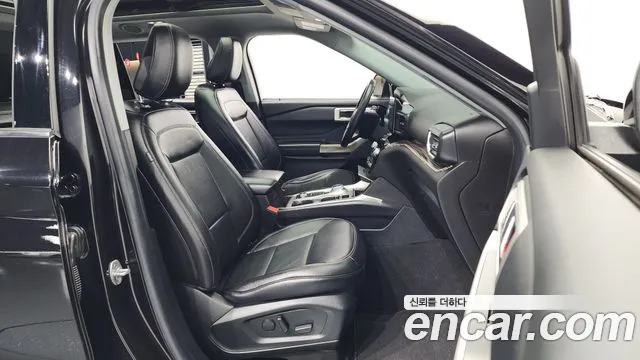 Ford Explorer 2021 — фото 11