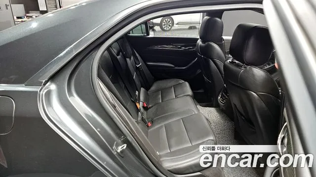 Cadillac CTS 2015 — фото 11