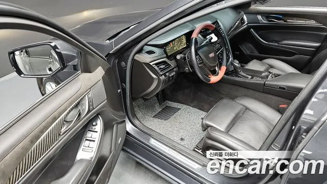 Cadillac CTS 2015 — фото 12