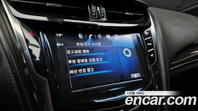 Cadillac CTS 2015 — фото 16