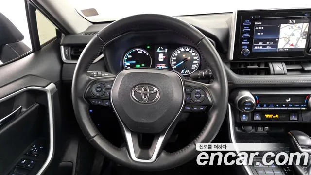 Toyota RAV4 2022 — фото 13