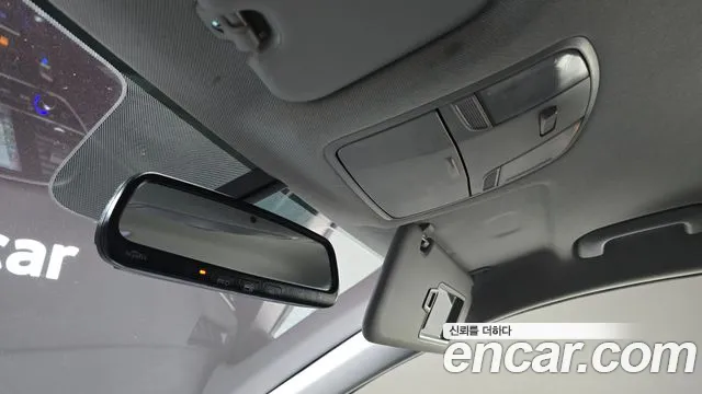 Hyundai AVANTE 2017 — фото 20